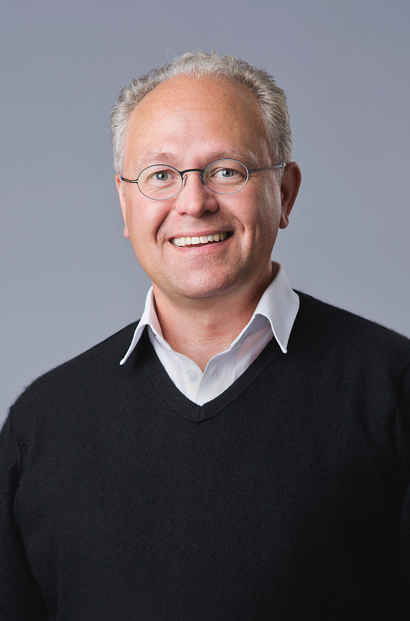 Porträtt av David Edfelt.